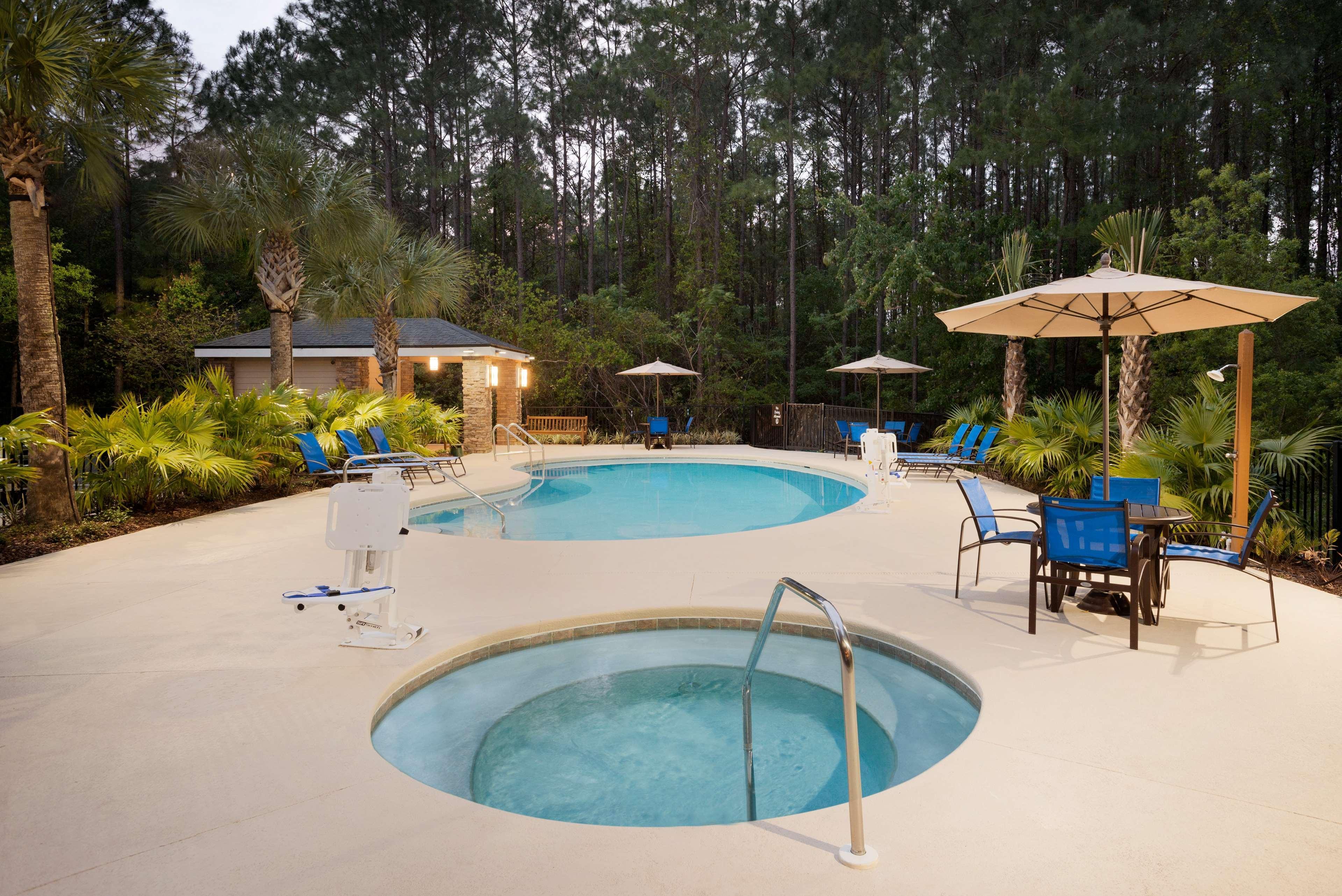 Hotel Homewood Deerwood Park